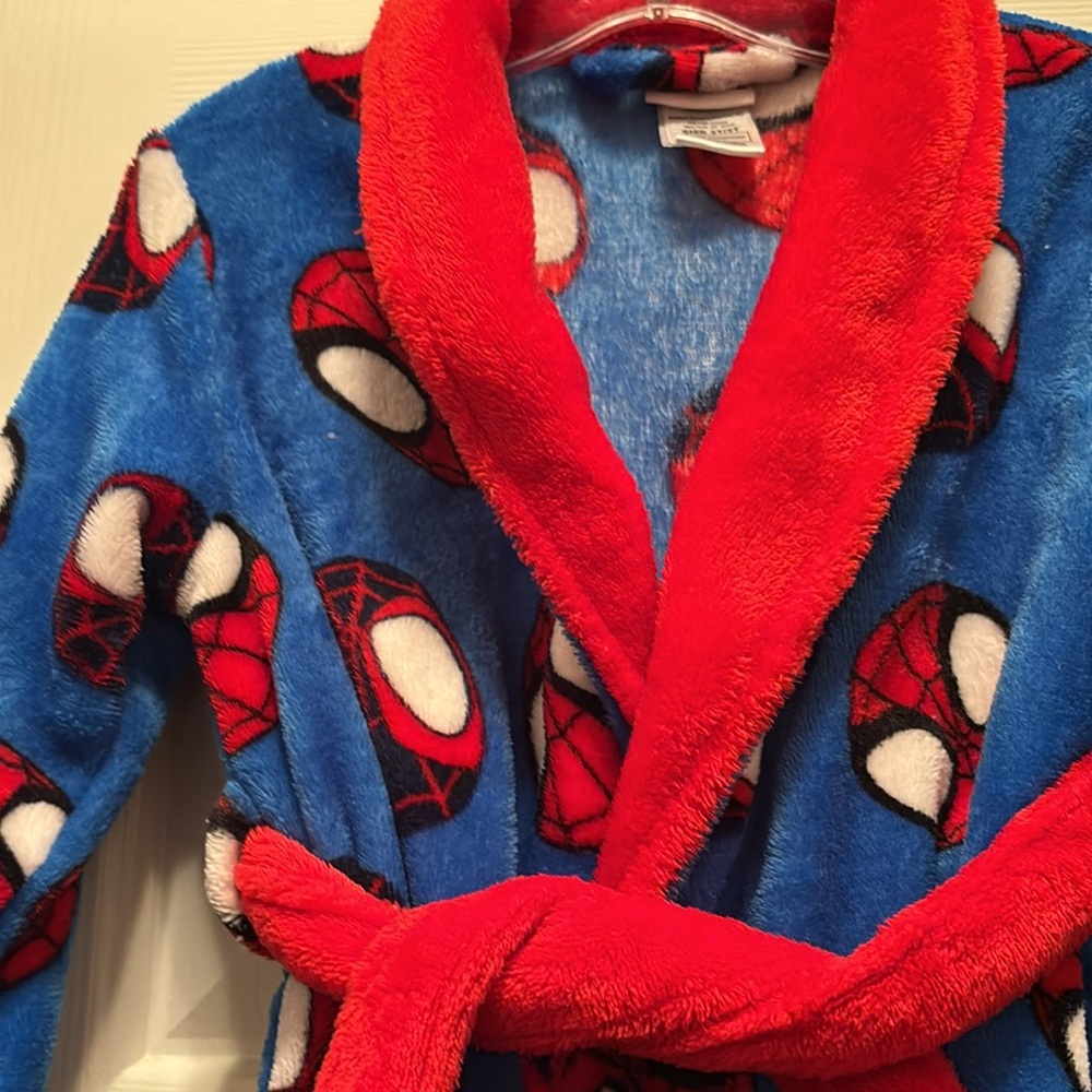 Marvel Spider-Man Robe - Picture 2 of 4